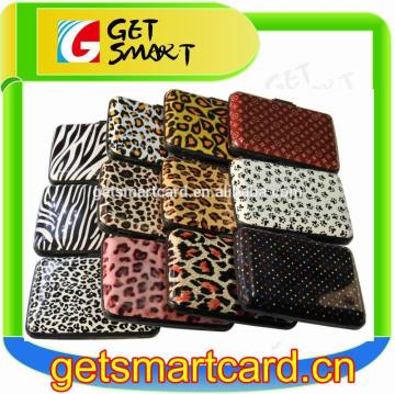 RFID Wallet for blocking credit card signal