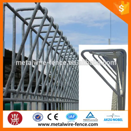 Rolltop swimming pool fence panels