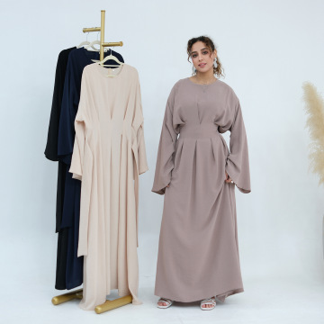 لباس عبایی یکرنگ آستین زنگ متوسط