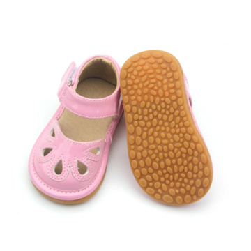 Sweet First Class Pink Hollow Squeaky Shoes Haurra