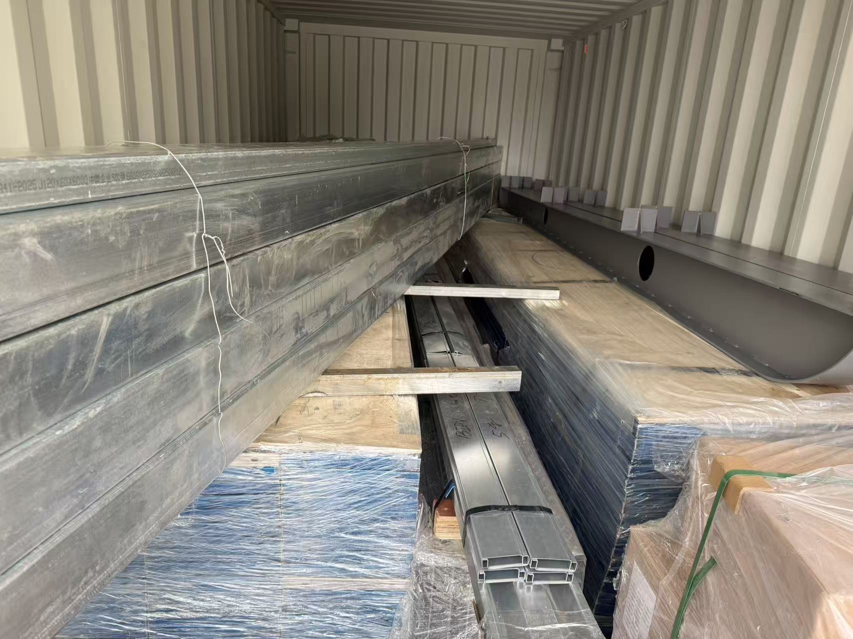 dfbfc292387aeb3fcfcb6f249122ce7e