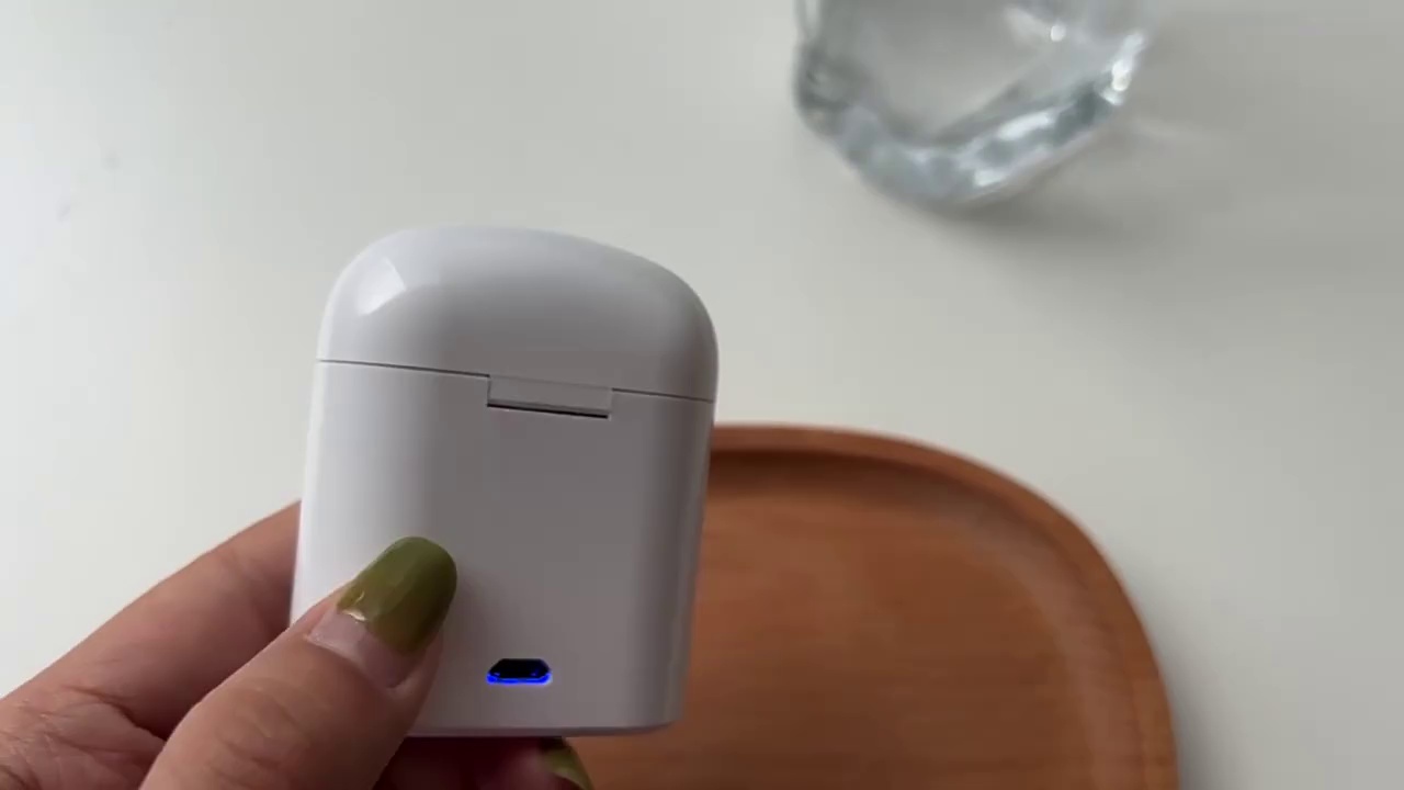 Long-Lasting Wireless Sports Earbuds