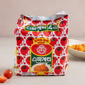 Tumbler Korean spaghetti with olive oil