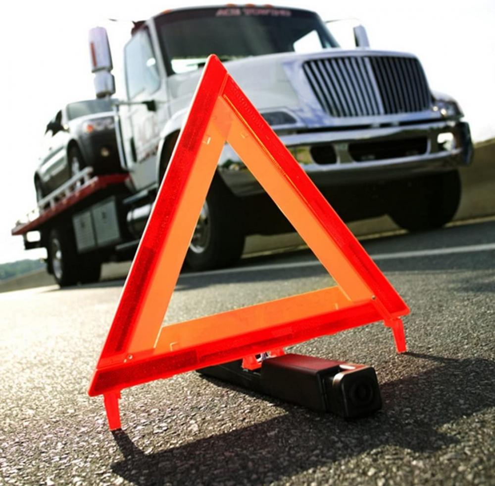 Car Safety Kit with Warning Triangle