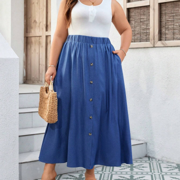 Women's Plus Size Denim Skirt with Button Closure, Pockets & Straight Silhouette for Summer