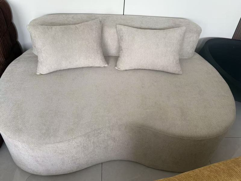 Lightweight Compressed Sofa for Easy Setup