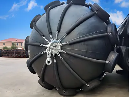 Marine Fender ISO17357 Pneumatic Rubber Yokohama Fender