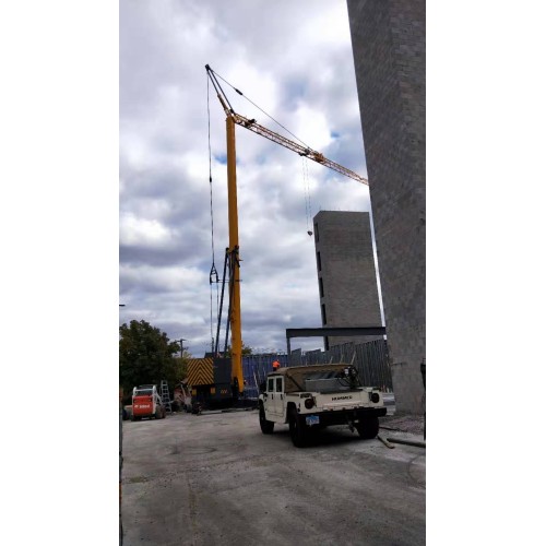 4-тонный мини-самомонтирующийся мобильный башенный кран