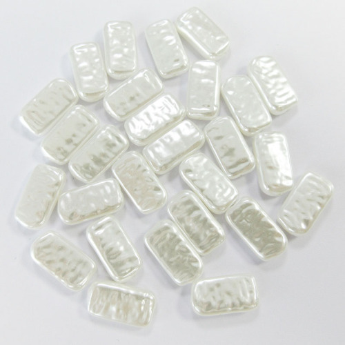 Perlas artificiales falsas rectangulares en la fabricación de joyas a granel