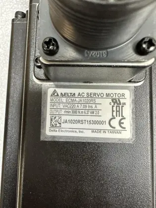 ECMA-JA1020RS Delta 220VAC input AC servo control motor