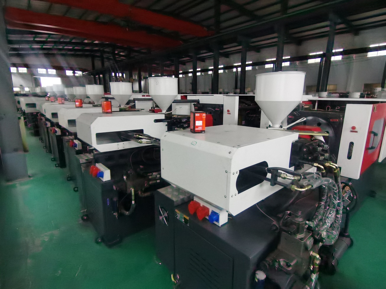 Pet Injection Molding Machine