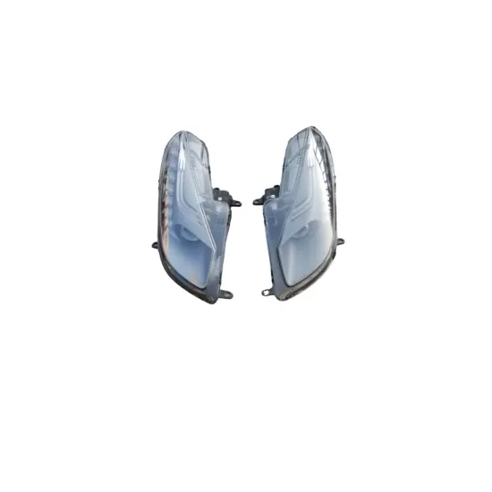 Automatic HID Hernia Headlamp LED Headlights for Ferrari F12" 

However, considering common terminology and product naming conventions, it might be more appropriate to simplify or correct some terms:

"Automatic LED Headlights for Ferrari F12" 

This titl