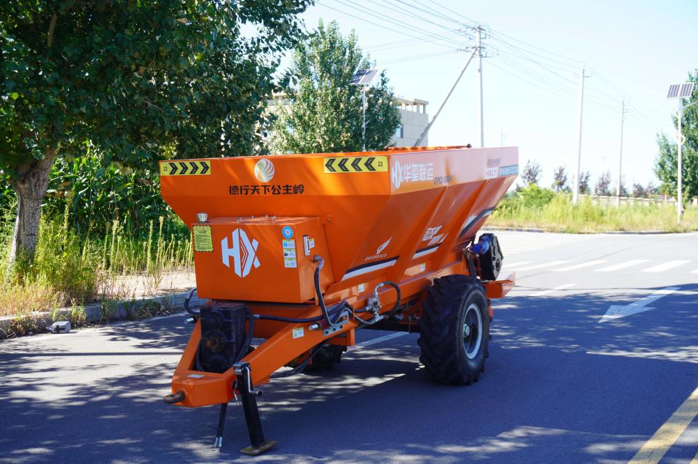 Spreater engrais Pull derrière le tracteur