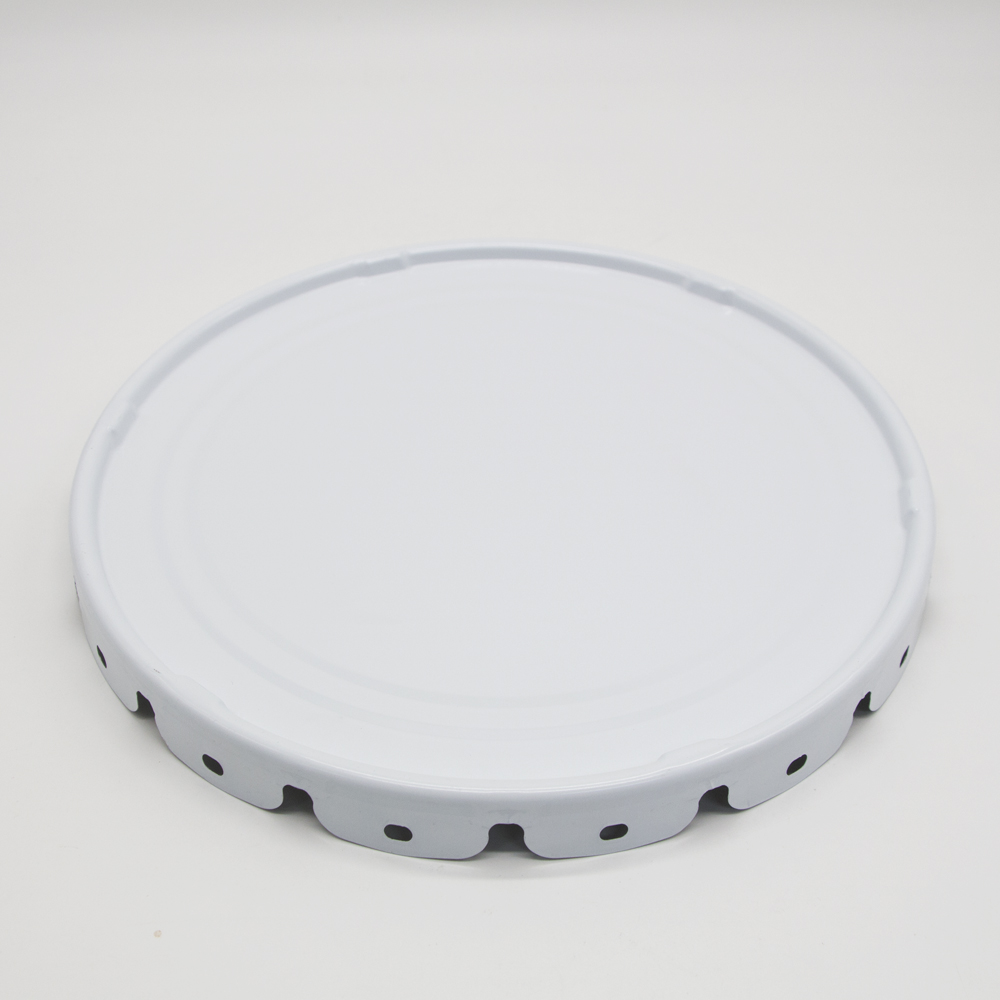 Metal bucket lid with lacy and metal cap