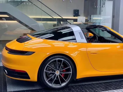 Euromaster Hot Sale Super Gloss Vinyl Car Wrapping Film - PET Papaya Yellow Inozetek Color Changing Film