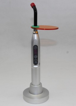 New Dental Curing Light