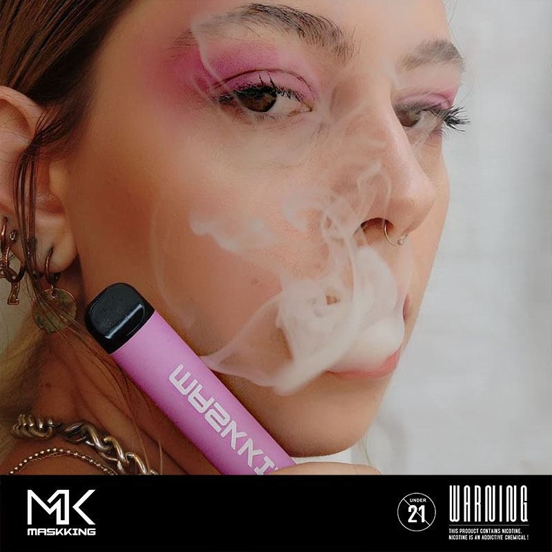 Vape desechable Maskking High GT en vuelo