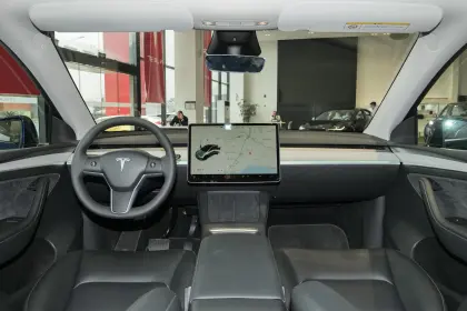 2024 Tesla Model Y Pure Electric SUV - High Speed New Energy Vehicle