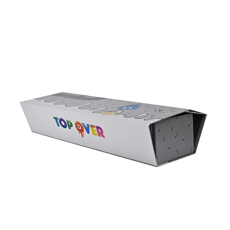 Folding packaging box