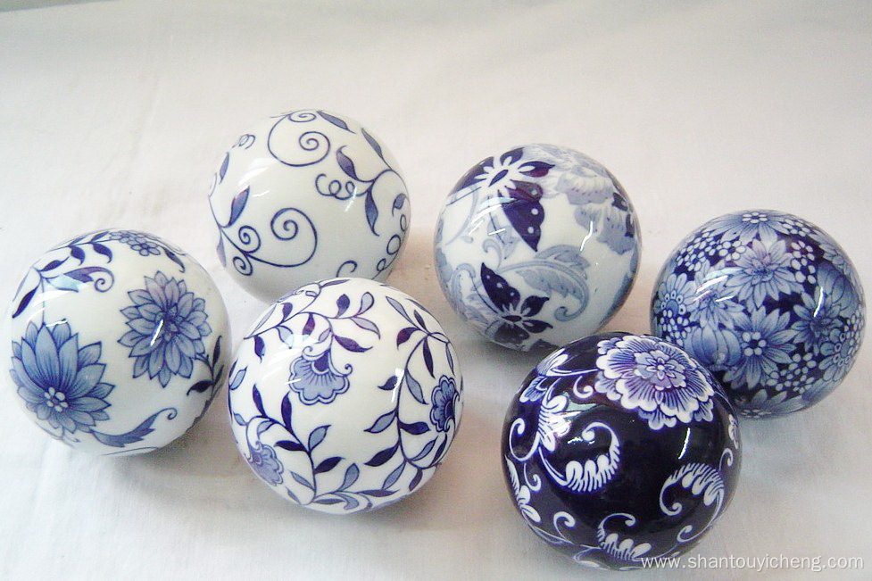 Chinse blue and white porcelain decoration ball