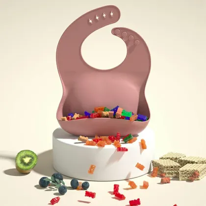 Wholesale Baby Feeding Supplies: Waterproof Training Bibs, Pacifier Bowl Set, and Bandana Bibs