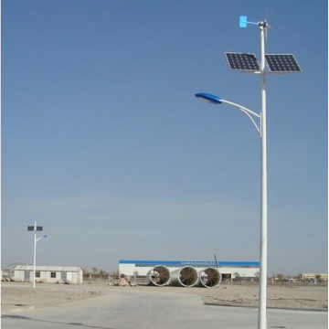 Fabrika doğrudan rüzgar güneş enerjili sokak lambası