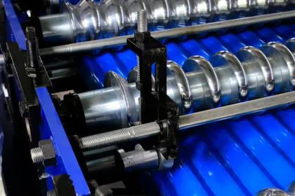 corrugated tile forming machine