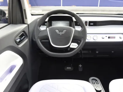 2022 New Chinese Macaron Wuling Mini EV Electric Cars
