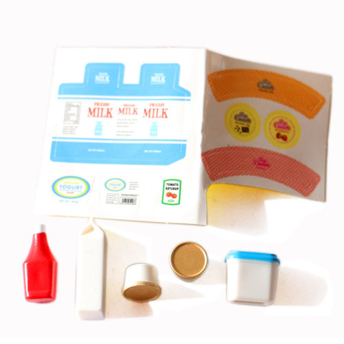 Miniatuur poppenhuisaccessoires Milk and Jad Five Set