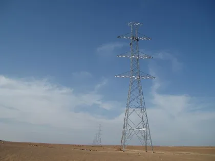 Transmission line tower