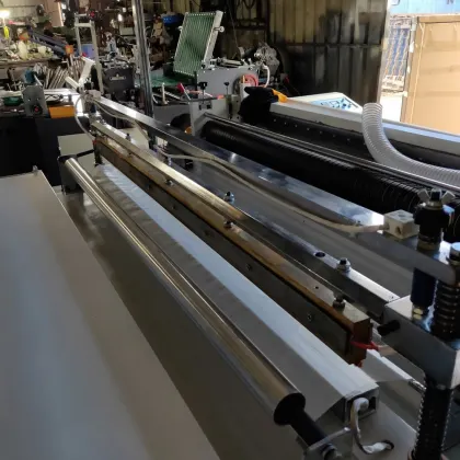 Professional Heat Sealing Machine for Bottom Welding in T-Shirt, Pampers Diaper, and Packaging Bag Production