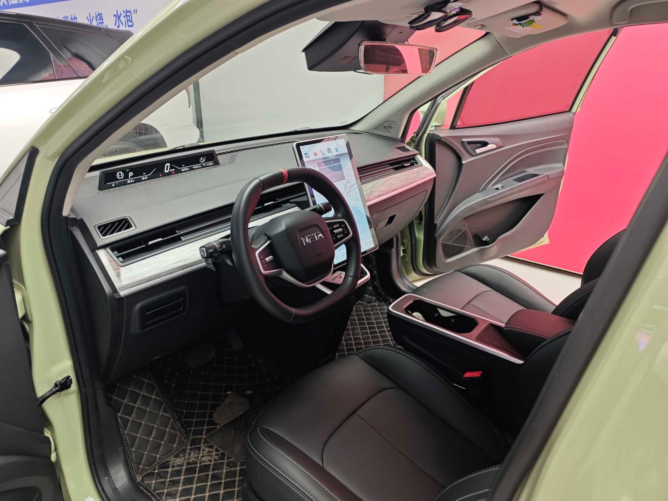 Neta V 2022 (10)