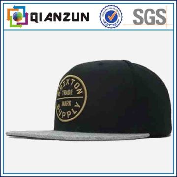 Cappello personalizzato Snapback con il tuo design