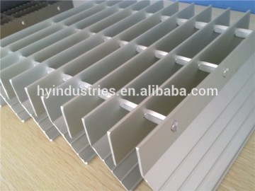 135 Degree Aluminum exterior trafficable louvers