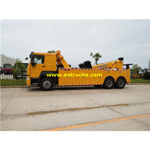 SINOTRUK 25T Xe cẩu bánh lốp 10 bánh