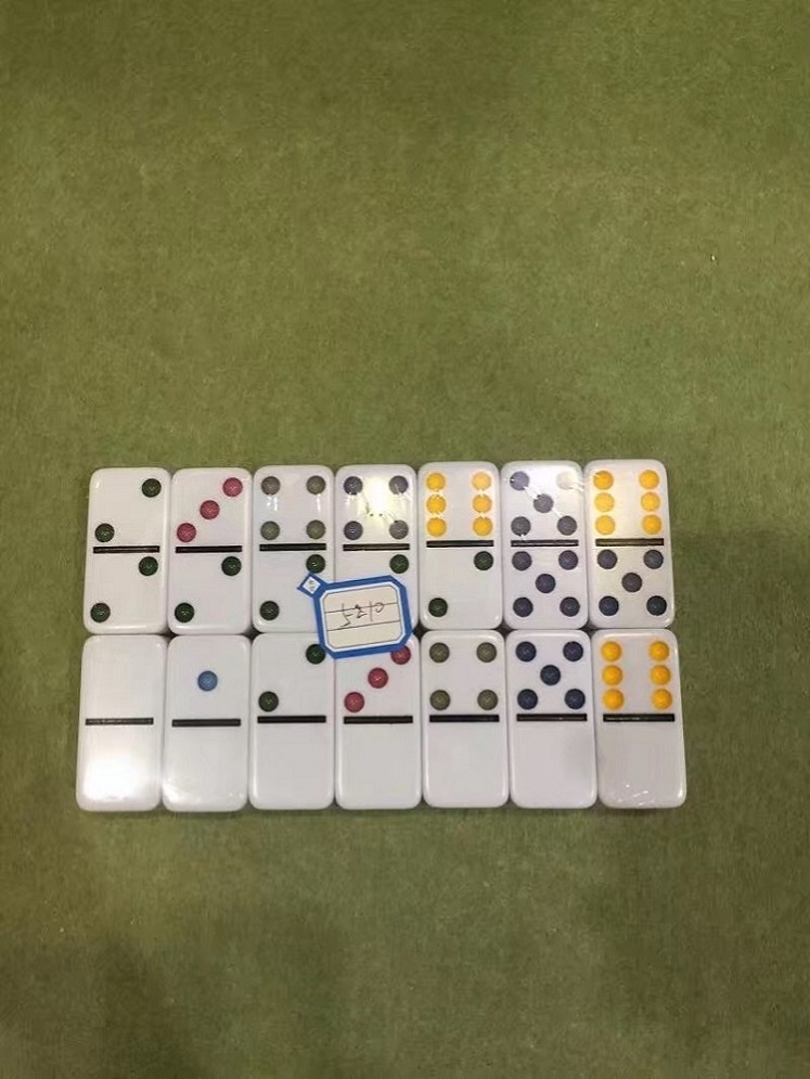 white color black dots without spin