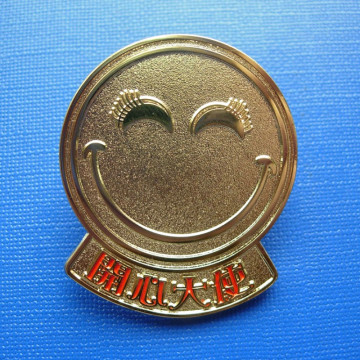 Promotion Metal Badge, Smile Image Emblem (GZHY-LP-016)