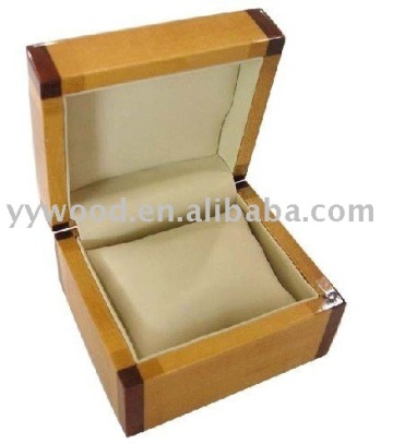 wooden jewellery box