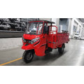 Triciclo semi de cabina para transporte eficiente