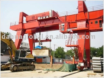 Lifting portico for metallurgy