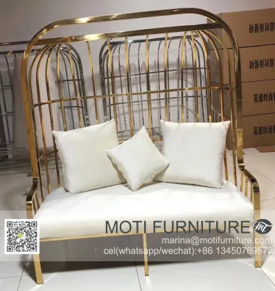 Luxury Love Seats and Leather Sofas for Weddings