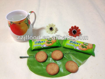 4 diameter round scallion biscuit