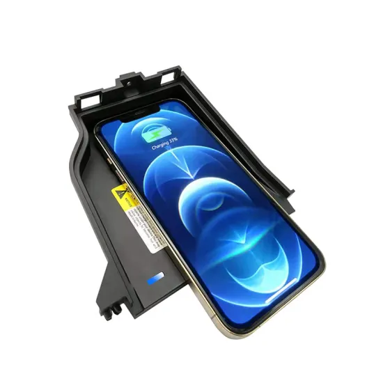 QI Embedded 15W Wireless Car Charger for Toyota Land Cruiser 9 LC200