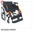 Αναπηρική καρέκλα από μαύρο πορτοκαλί πλαίσιο αλουμινίου