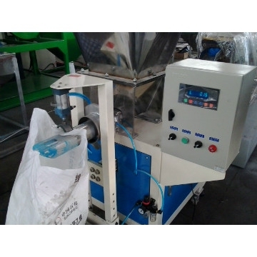 Plastic miller/pulverizer