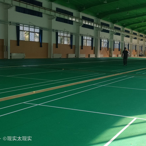 Lantai Pengadilan Olahraga Badminton