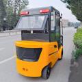 Four Wheels Electric Forklift with Tilting Cab