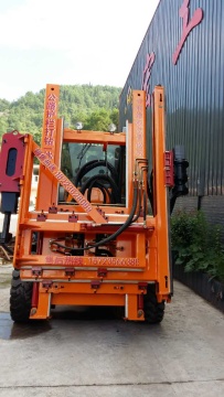 Tractor Mounted Pile Driver for Road Barriers