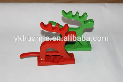 walnut nut cracker in deer shape china made