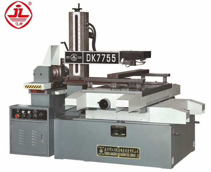 DK7755 0.12-0.25 mm EDM CNC Wire Cutting Machine Prix